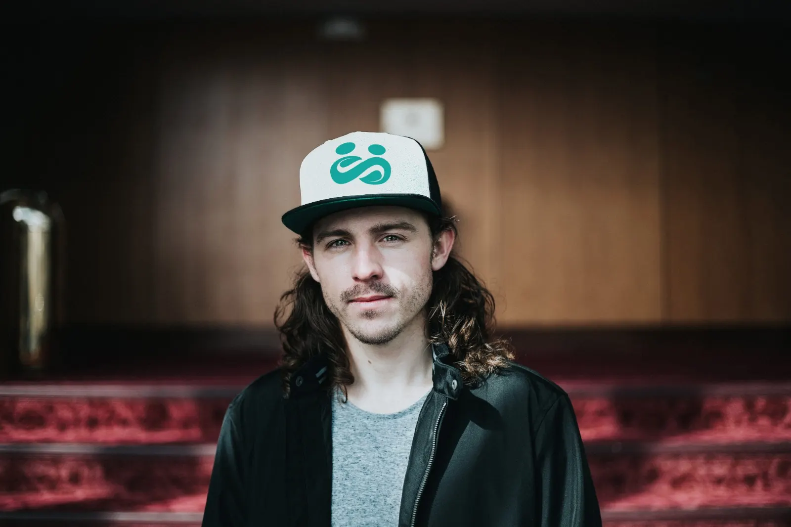 embrace-cap
